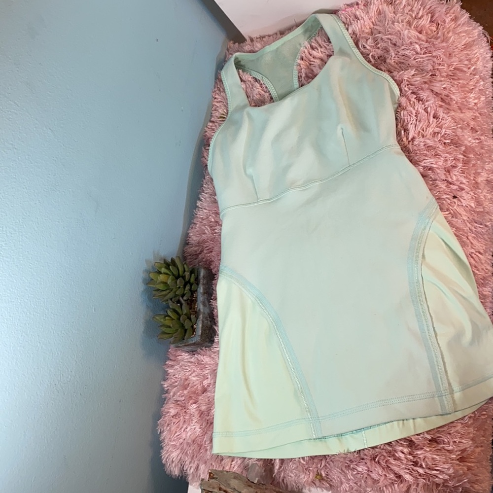 RARE Lululemon Power Up Tank 4 Mint Moment LikNew - Picture 2 of 13